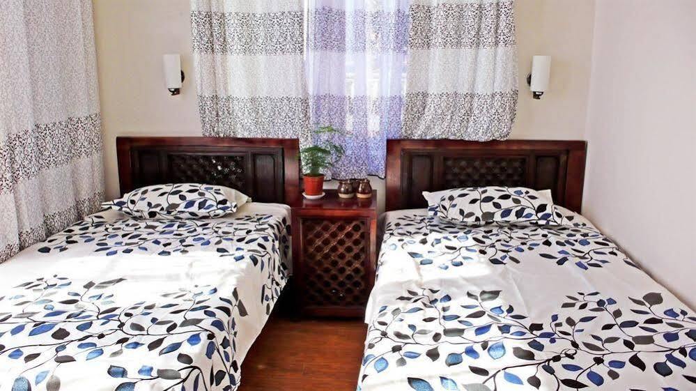 Дали: Lily International Youth Hostel-dali