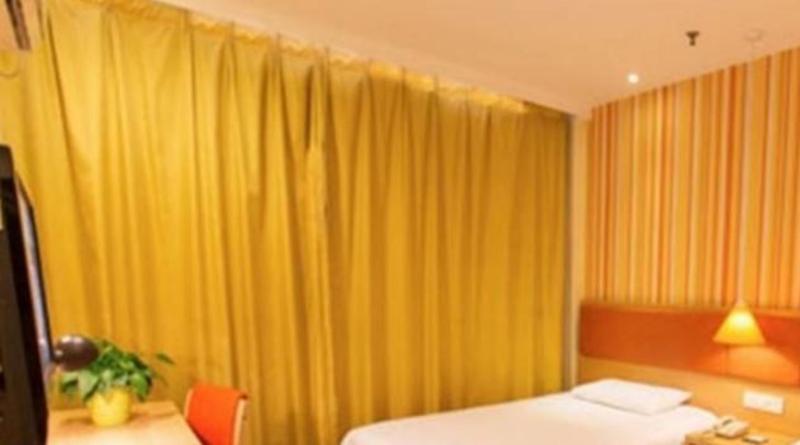 Сямынь: Home Inn Hubinxilu