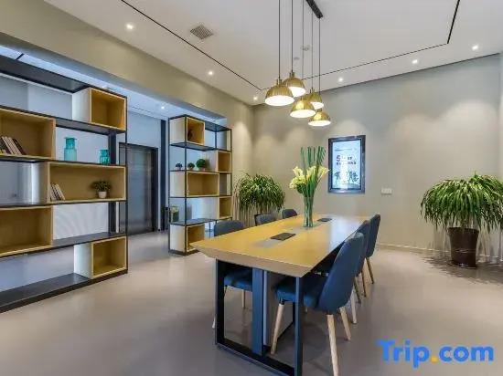 Сюйчжоу: Homeinn Selected Hotel (Xuzhou Ximatai Hubushan Subway Station)