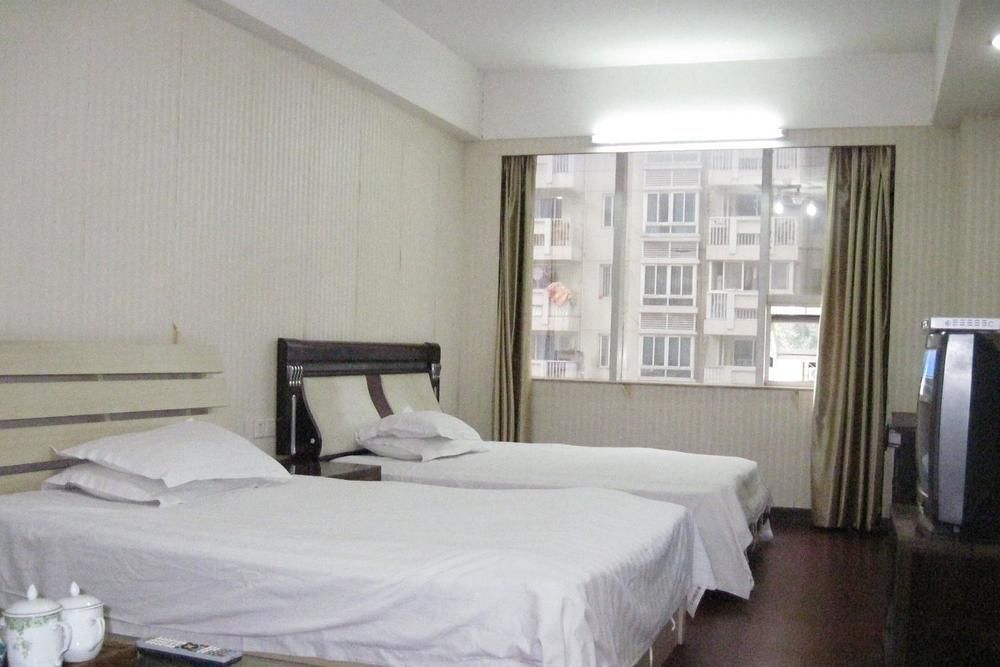 Фучжоу: Fuzhou Vienna Apartment Hotel