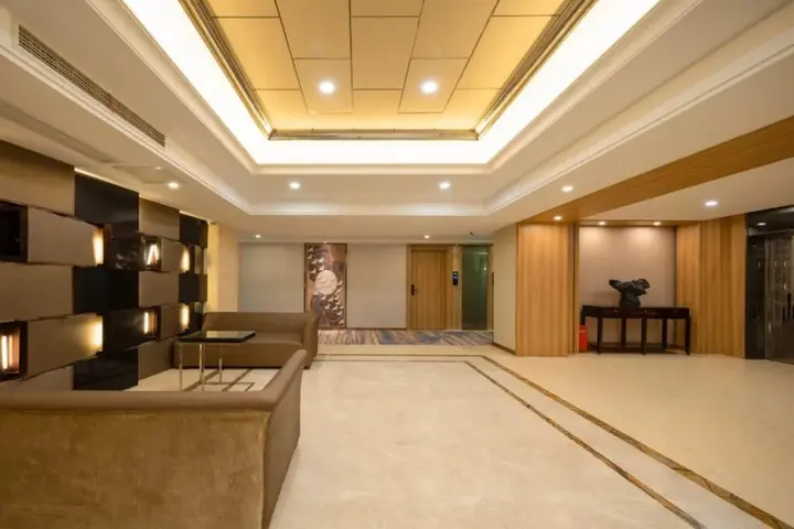 Уси: GreenTree Eastern Hotel Li Lake Yuantouzhu Scenic Area