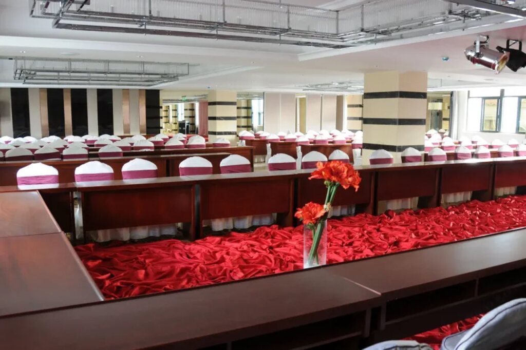 Уси: GreenTree Eastern Hotel Li Lake Yuantouzhu Scenic Area