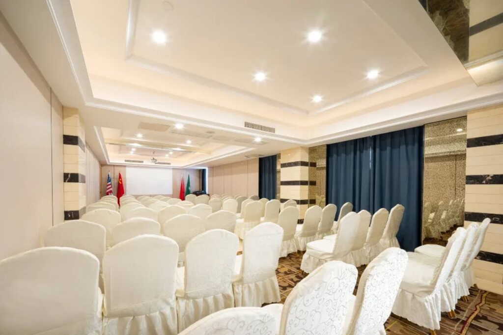 Уси: GreenTree Eastern Hotel Li Lake Yuantouzhu Scenic Area