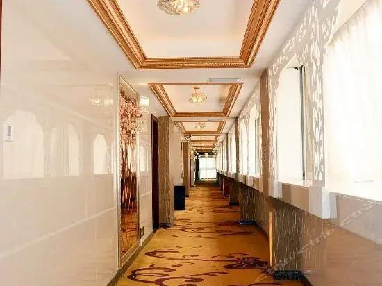 Фошань: Zhongying Holiday Hotel - Foshan
