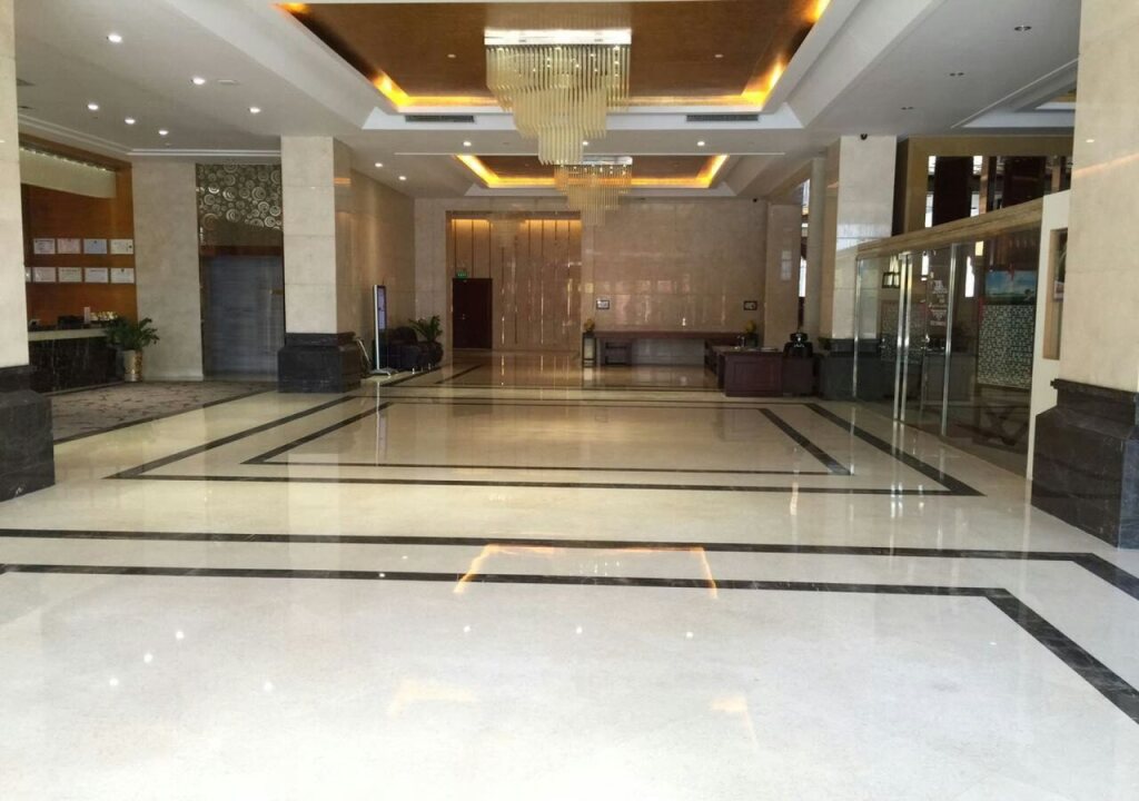 Фошань: Zhongying Holiday Hotel - Foshan