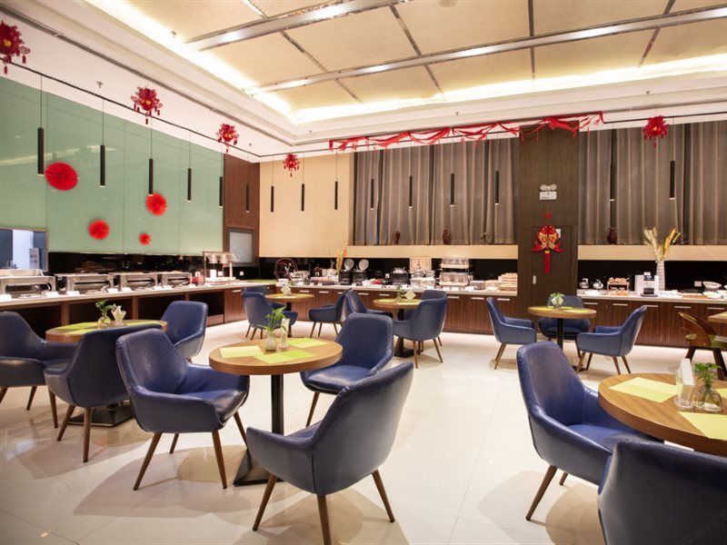 Чжэнчжоу: Jinjiang Metropolo Zhengzhou Erqi Wanda Plaza