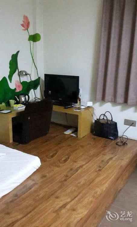Чжэнчжоу: Zhengzhou Weilaiyiju Hotel