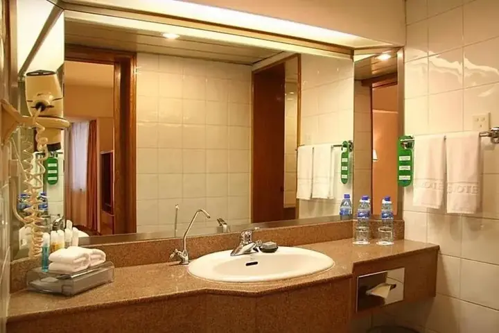 Хэфэй: Qiyun Hotel
