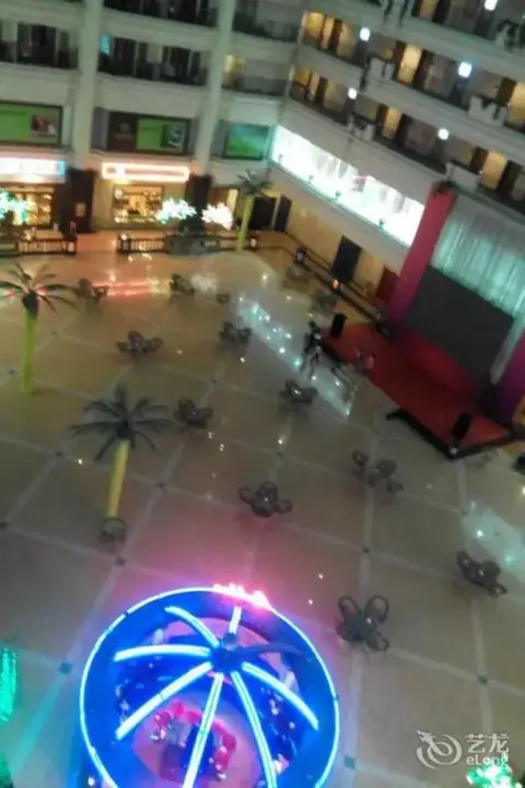 carousel image 0