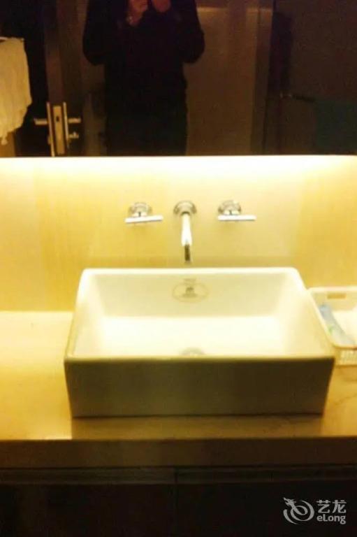 Чжэньцзян: Zhenjiang Jingwei Hotel Apartment