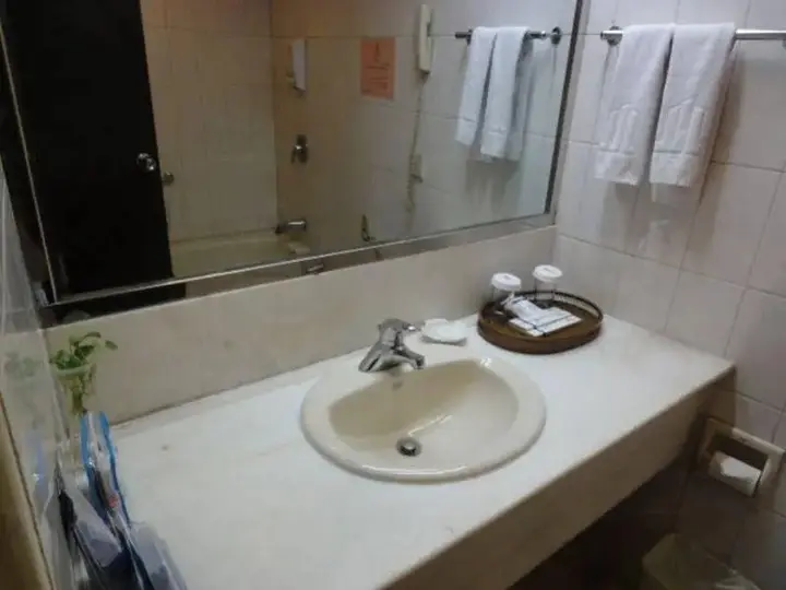 Сиань: Xian Yan Lian Commercial Hotel