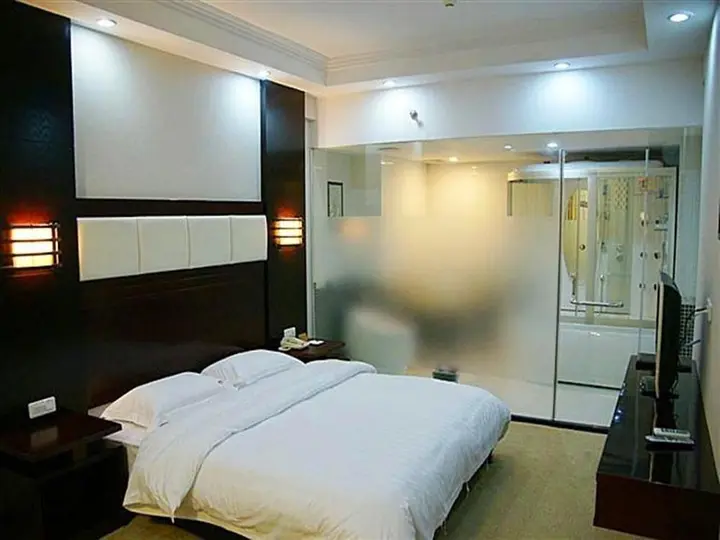 Гуйлинь: Oriental Pearl Hotel