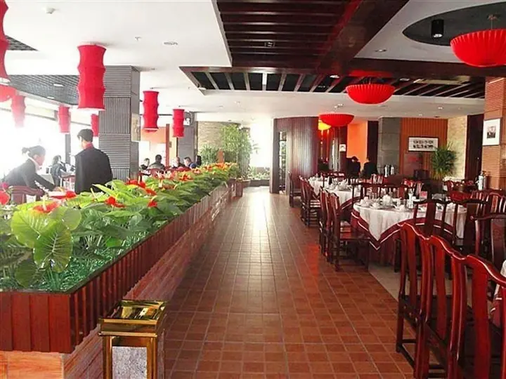 Гуйлинь: Oriental Pearl Hotel