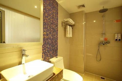 Гуйлинь: Shangjing Hotel