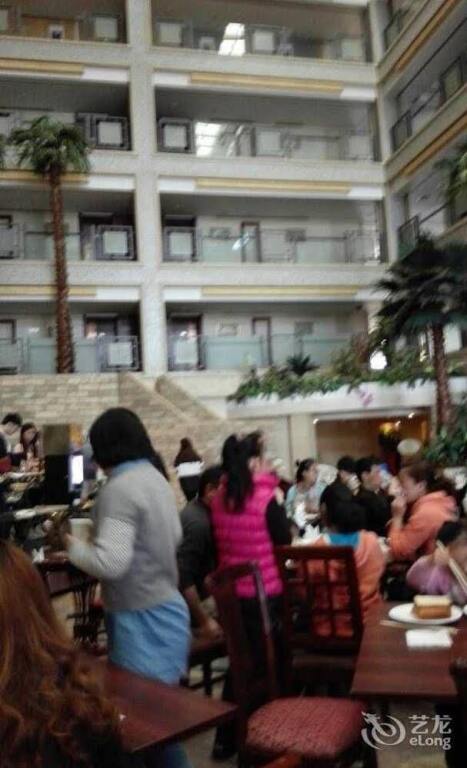 Уси: Xizhou Garden Hotel