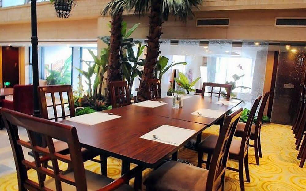 Уси: Xizhou Garden Hotel