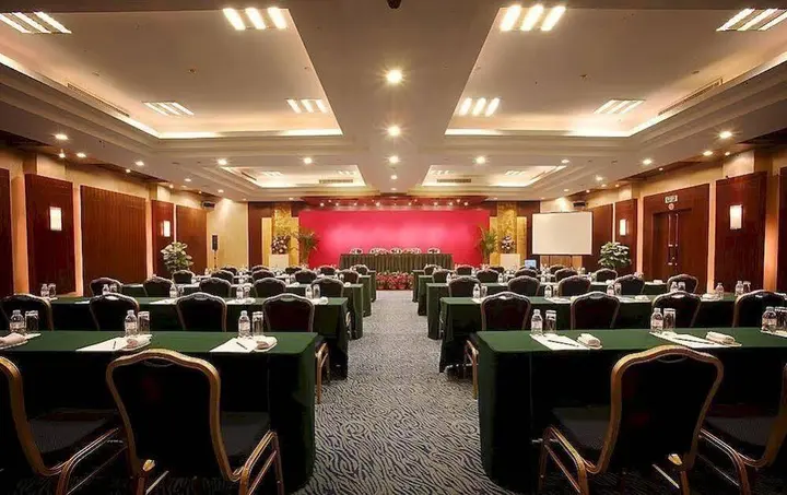 Уси: Xizhou Garden Hotel