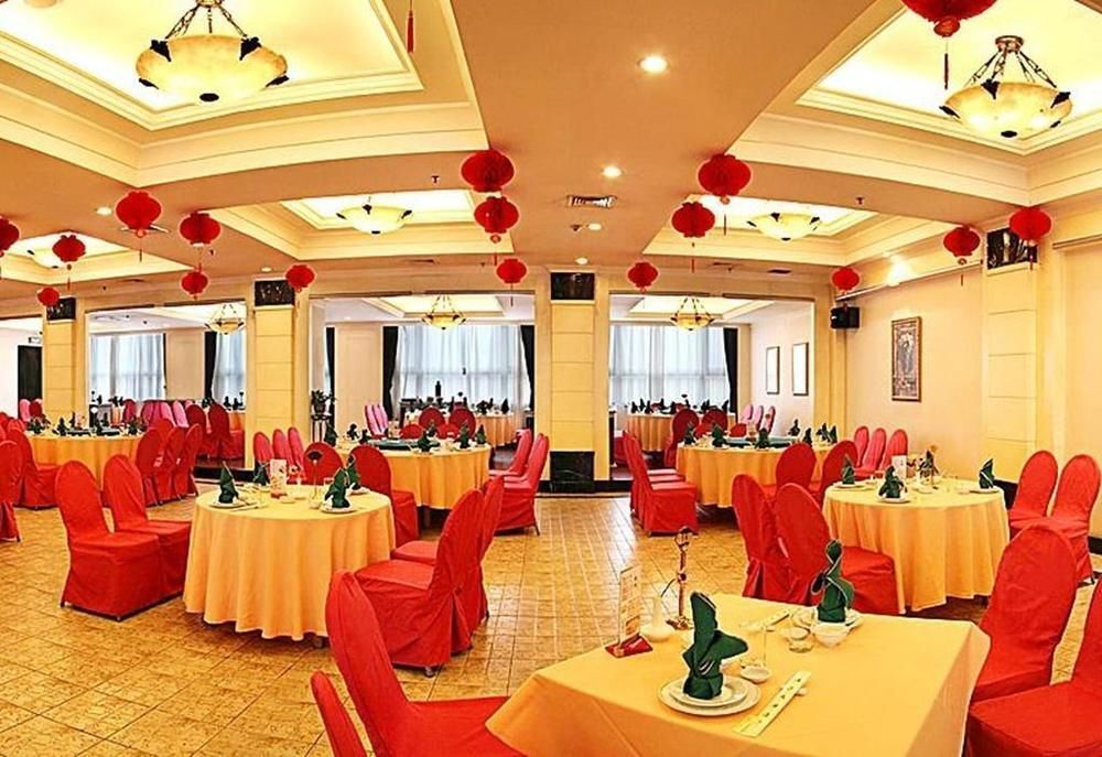 Уси: Jinlun Hotel