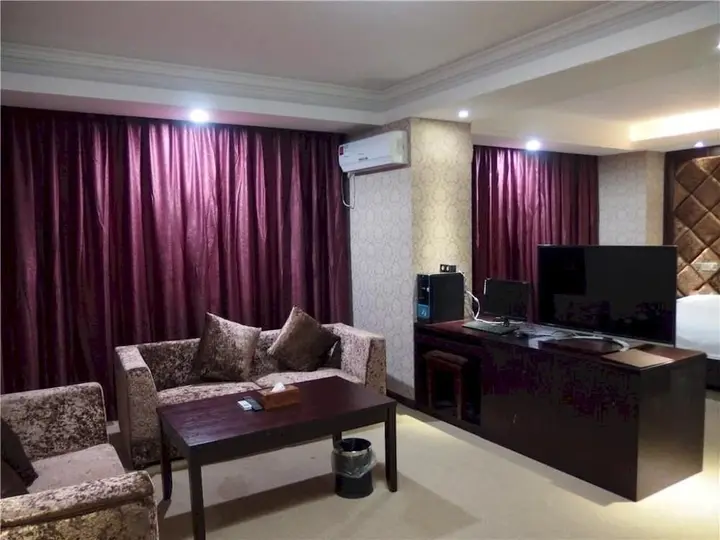 Циньчжоу: Haoting Holiday Hotel-qinzhou