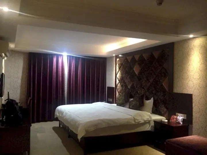 Циньчжоу: Haoting Holiday Hotel-qinzhou