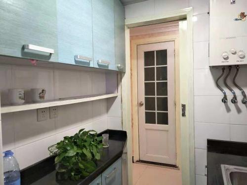 Чунцин: Jiefangbei Hongyadong Yuyue Xiaozhu Homestay