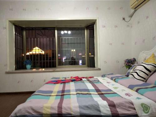 Чунцин: Jiefangbei Hongyadong Yuyue Xiaozhu Homestay