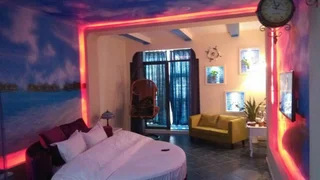 Ухань: Golden Peacock Hotel