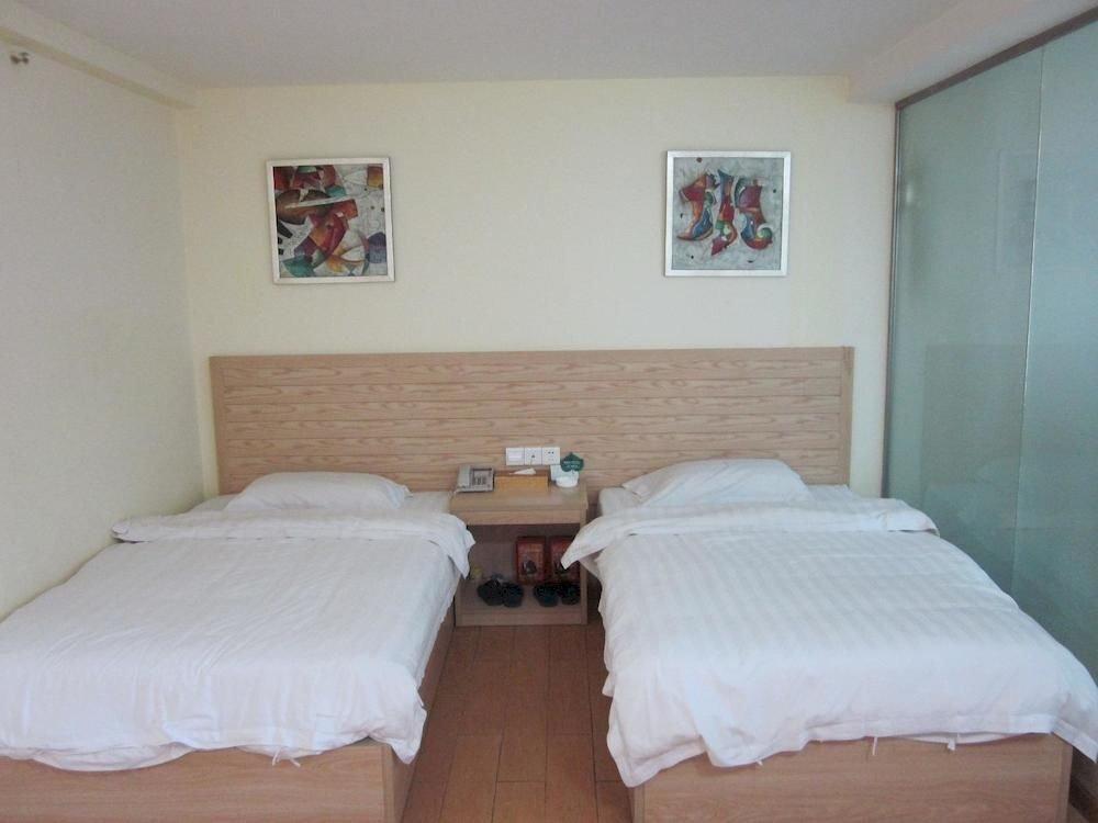 Шаогуань: Nanxiong Happy 365 Business Hotel