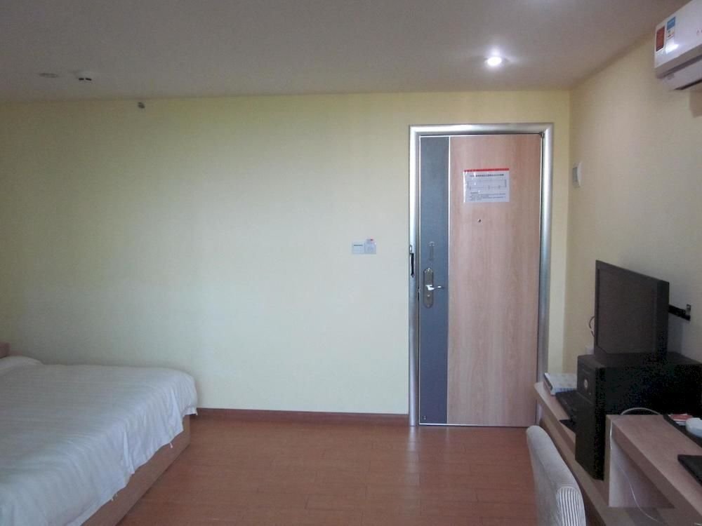 Шаогуань: Nanxiong Happy 365 Business Hotel