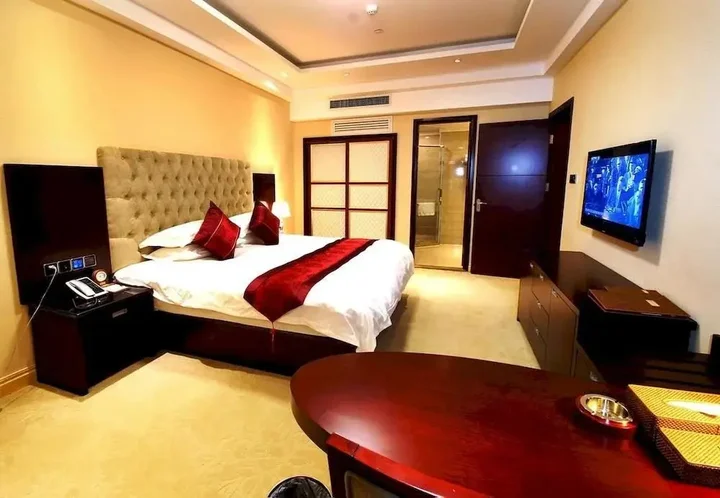 Наньнин: Taoyuan Hotel