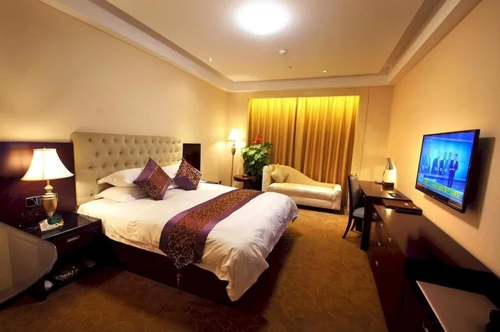 Наньнин: Taoyuan Hotel
