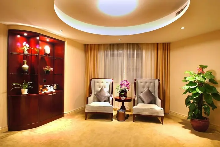 Наньнин: Taoyuan Hotel