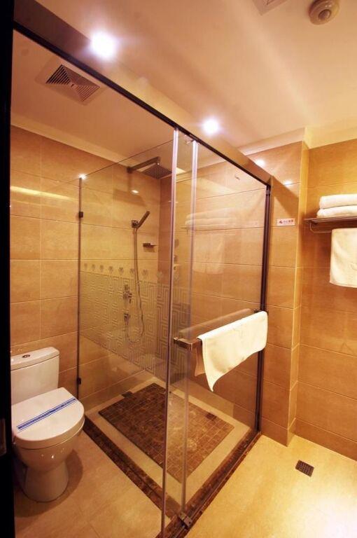 Наньнин: Taoyuan Hotel