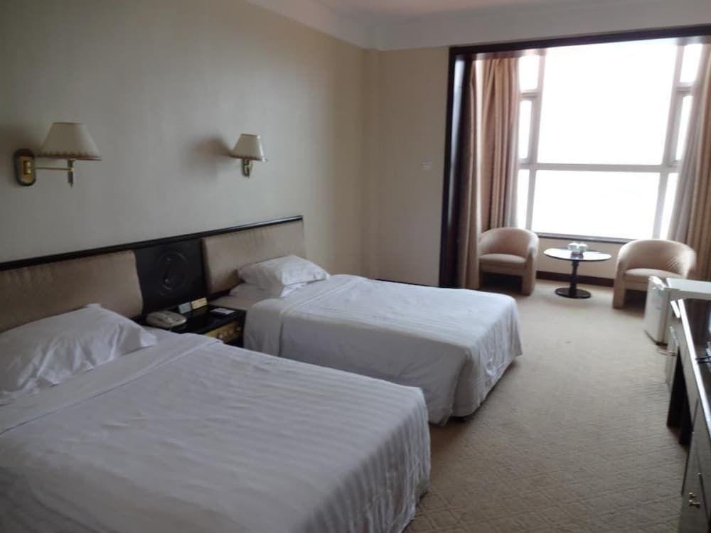 Тяньцзинь: Swan Lake Spring Vacation Village - Tianjin