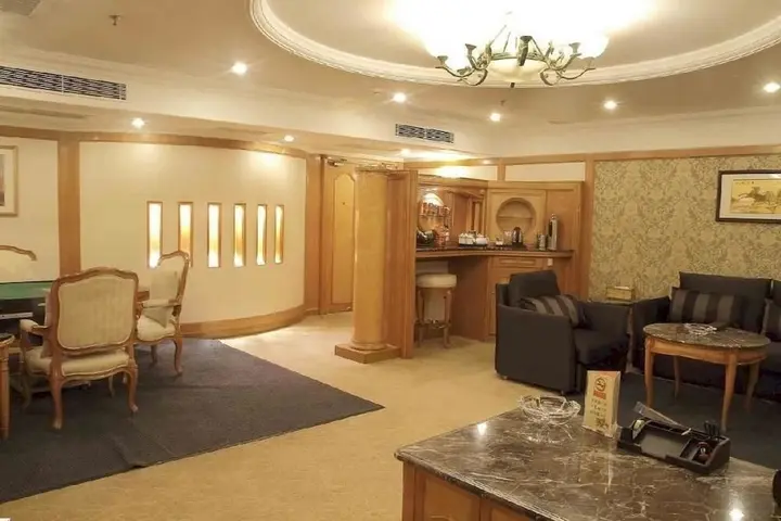 Фошань: 佛山金湖酒店
