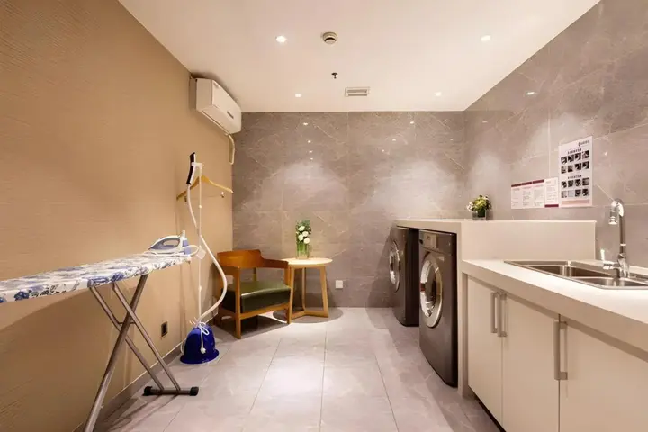 Шэньян: Motel168 Shenyang ZhongJie Street Inn