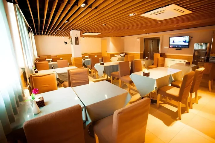 Шэньян: Motel168 Shenyang ZhongJie Street Inn