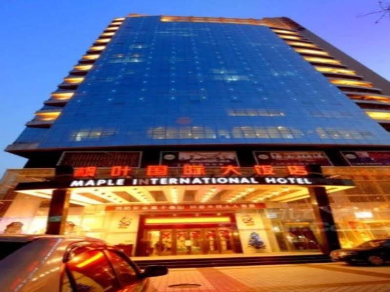 Лоян: Maple International Hotel