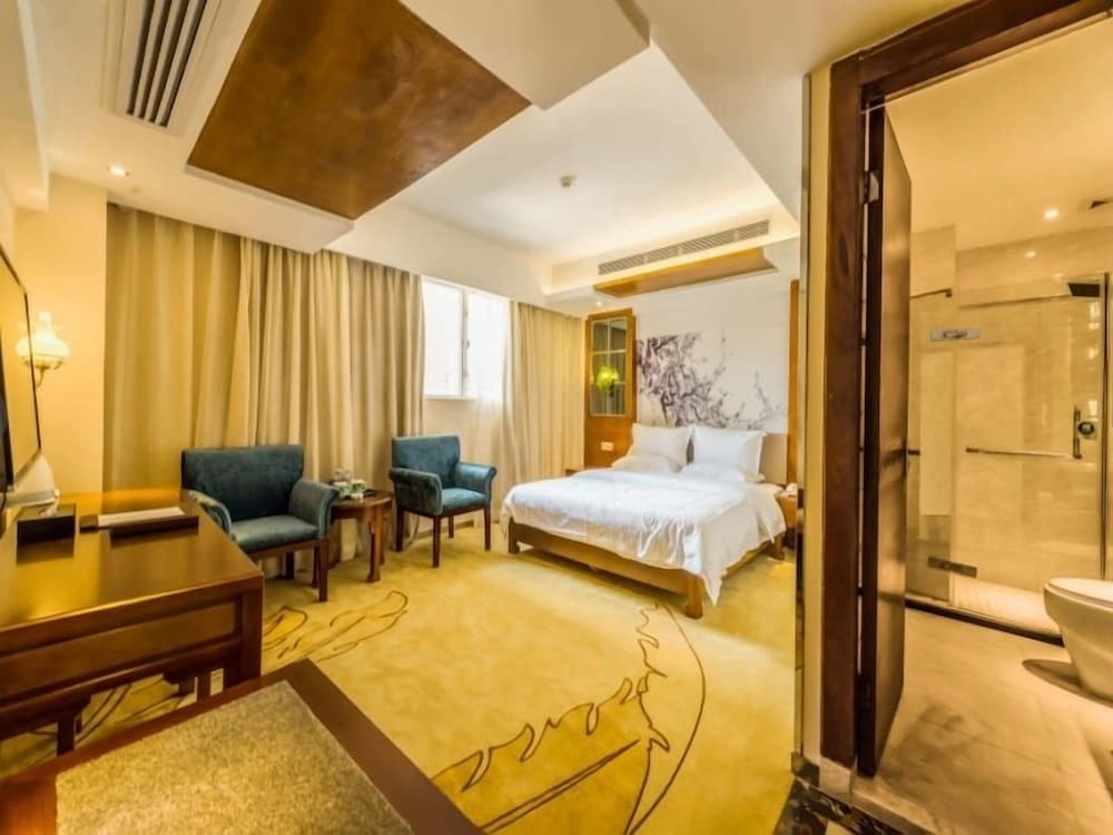 Шэньчжэнь: Greentree Inn Shenzhen Futian