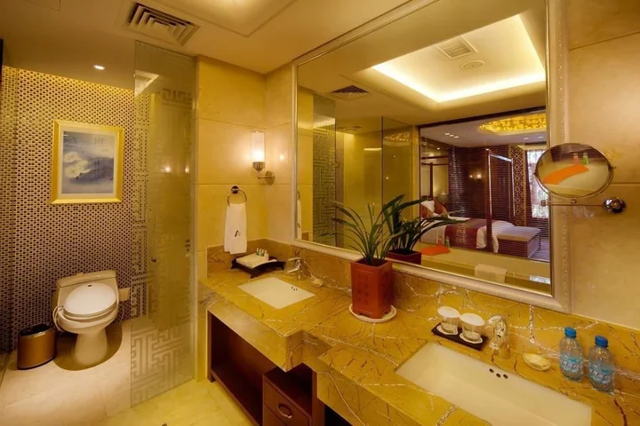 Лиаоченг: Liaocheng Arcadia International Hotspring Hotel