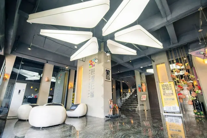 Куньмин: Badi Hotel Nanya Feng Qing Hotel