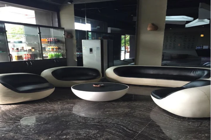 Куньмин: Badi Hotel Nanya Feng Qing Hotel