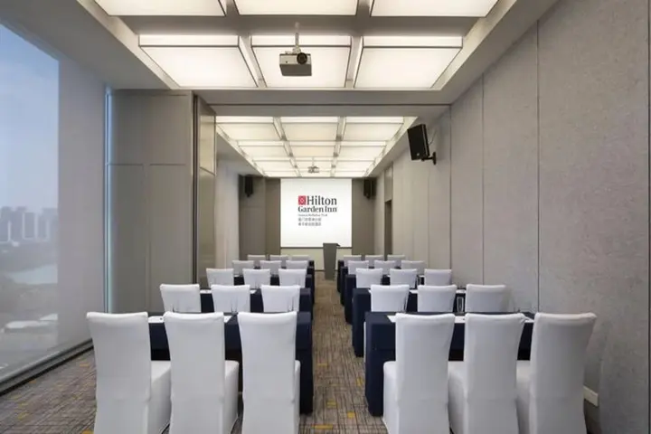 Сямынь: Hilton Garden Inn Xiamen Bailuzhou Park