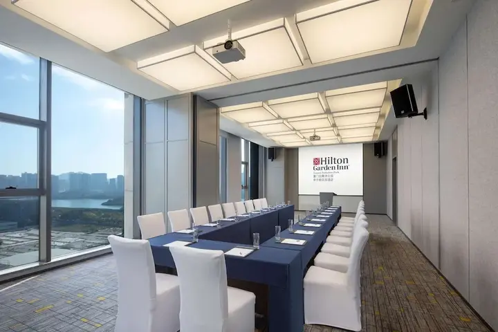 Сямынь: Hilton Garden Inn Xiamen Bailuzhou Park