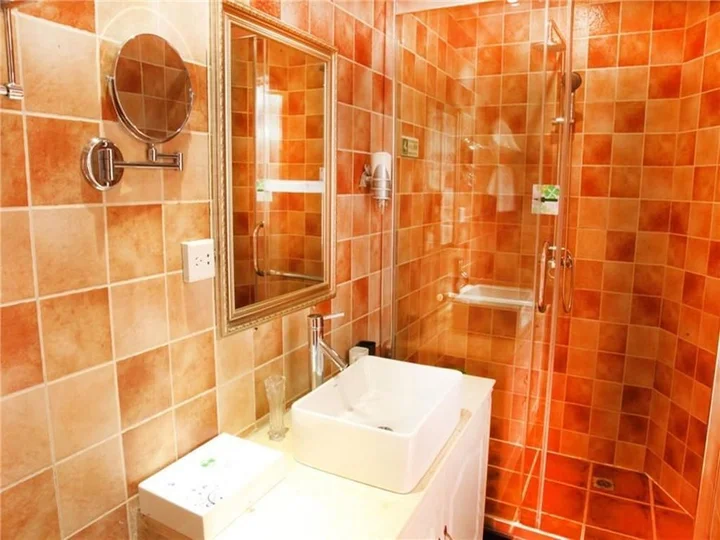 Чжэнчжоу: To Youth Themed Hotel