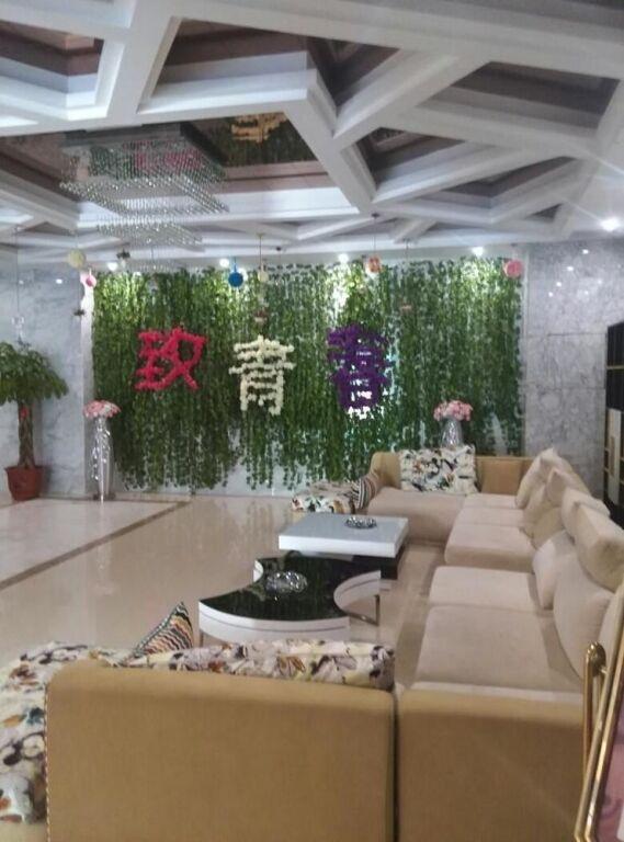 Чжэнчжоу: To Youth Themed Hotel