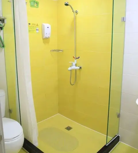 Циндао: HanTing Hotel