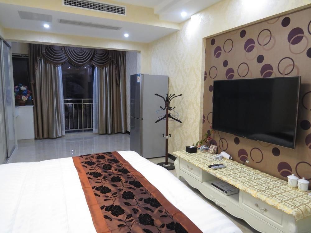Чунцин: River Bank Courtyard Theme Apartment- Chongqing