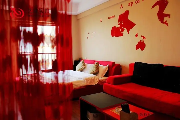 Далянь: Dalian Sea View Deluxe Apartment-wanda Plaza