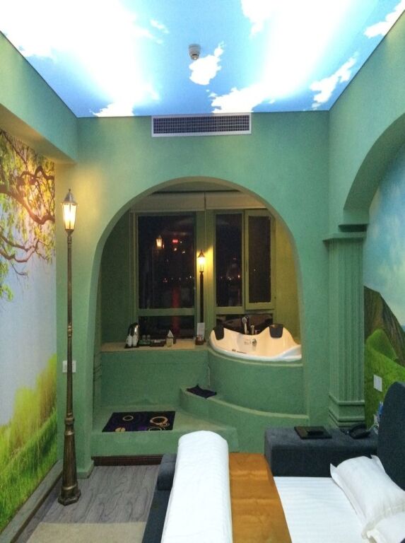 Ухань: Lingge Hotel
